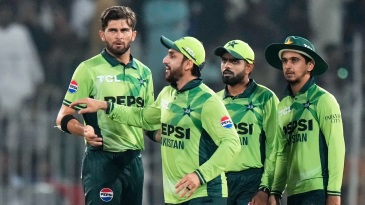 Shaheen replaces Wasim as Pakistan field in tri-series final