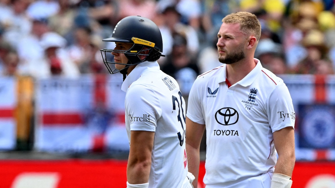 Smith given out after Real Time Snicko confusion; ‘correct decision,’ says Taufel