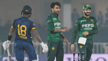Well-oiled Pakistan wary of buoyant Sri Lanka in tri-series final