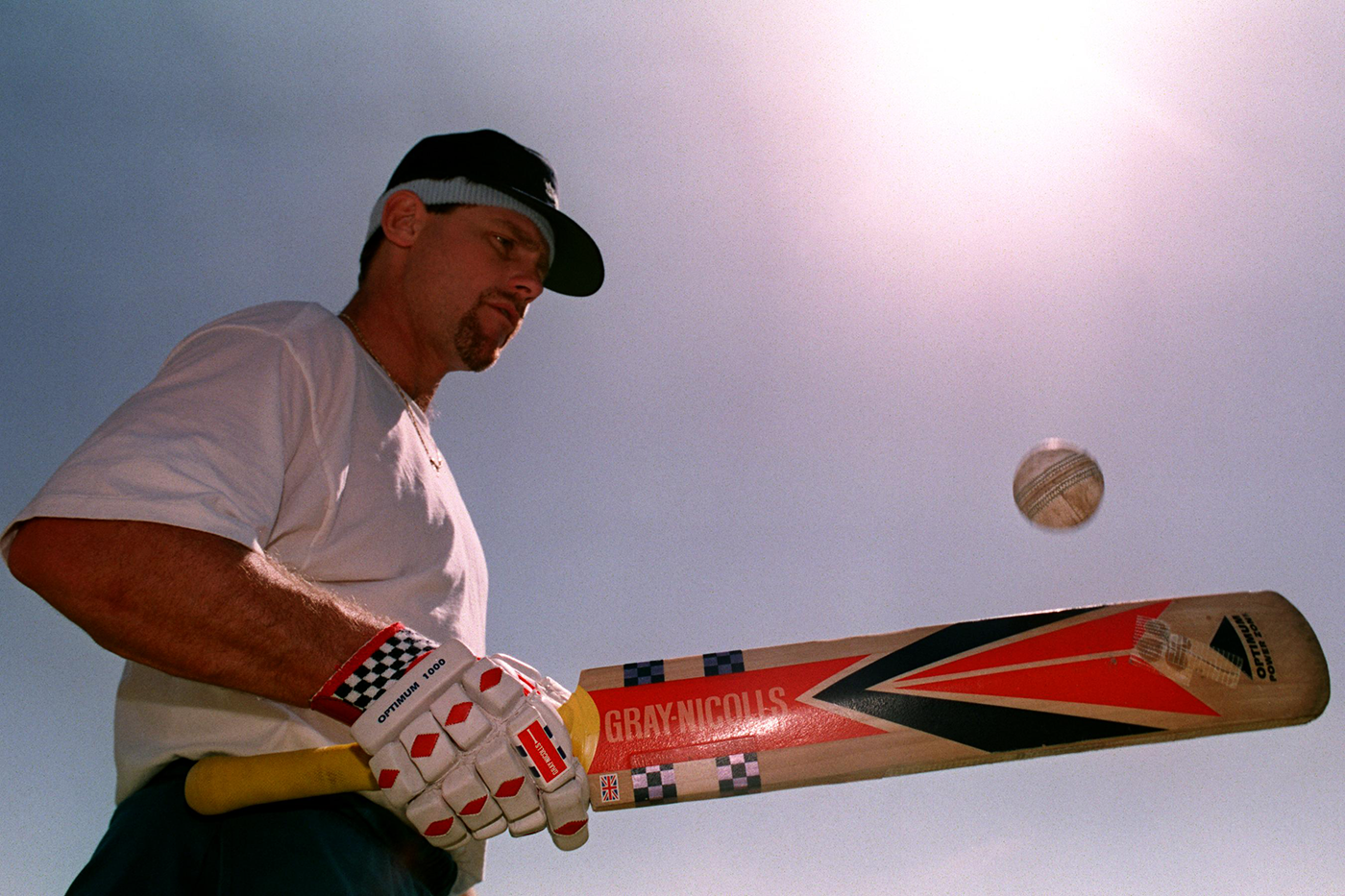 Robin Smith at training in Karachi