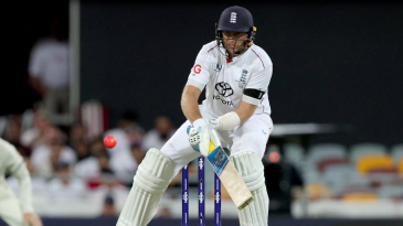 Root ton, Starc six as England reach 325 for 9 on opening day in Brisbane