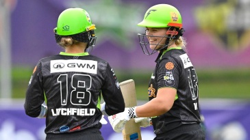 Litchfield, Voll hurt Melbourne Stars’ qualification chances in rain-affected game