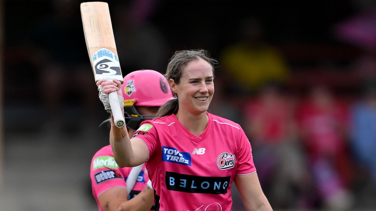Perry ton leads Sixers into WBBL finals series with one-run win