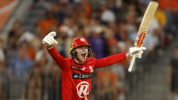 Oliver Peake’s last-ball six takes Renegades home in thriller