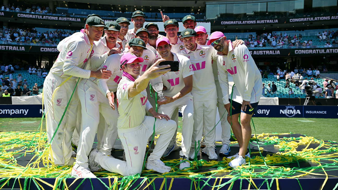 It’s 4-1 to Australia after Carey and Green complete stuttering chase at SCG