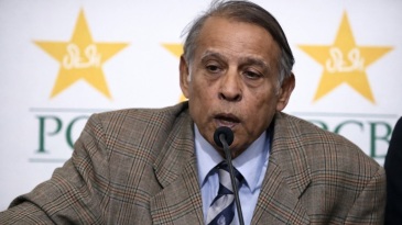 Mohammad Ilyas, former Pakistan opener, dies aged 79