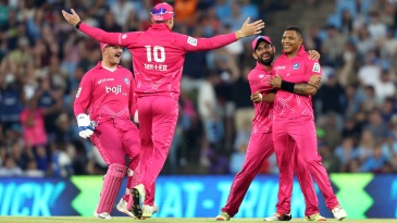 Baartman hat-trick sets up Royals’ bonus-point win