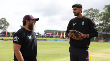 Shoaib Bashir joins Derbyshire after struggling to break through at Somerset