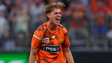 Beardman wins Smith battle as Perth Scorchers book home grand final