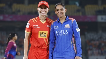 Gujarat Giants bat first against Mumbai Indians for a spot in the Eliminator
