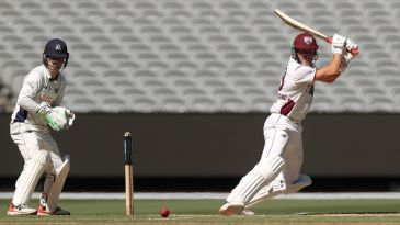 Labuschagne grinds after Handscomb 67 to leave MCG game in the balance