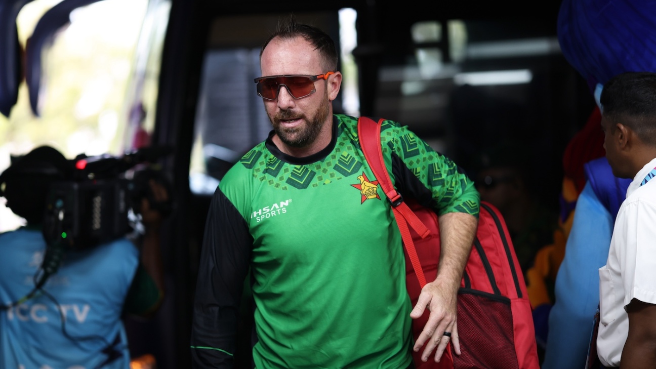 Brendan Taylor out of remainder of T20 World Cup with hamstring injury