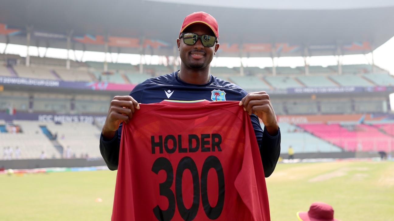 Italy ask West Indies to bat in Holder’s 300th international game