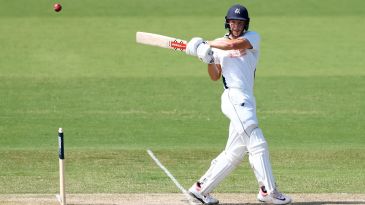 Kellaway leads Victoria’s graft as SA qualify for final on bonus points