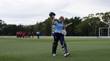 Queensland hold on for WNCL title to deny Healy farewell win