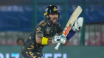 Kusal, Muqeem keep Peshawar Zalmi at No. 1