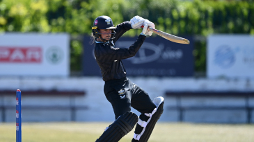 Surrey stumble home after Paige Scholfield’s fireworks