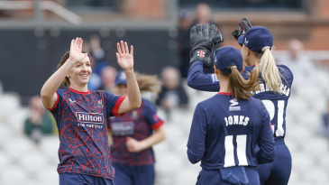 Kate Cross sets up Lancashire victory