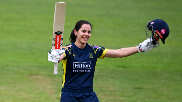 Bouchier blitz outdoes Odgers as Hampshire overwhelm Somerset