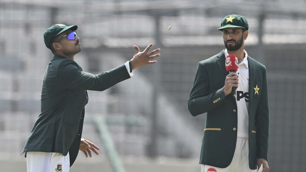 Pakistan ask Bangladesh to bat; both XIs packed with quicks