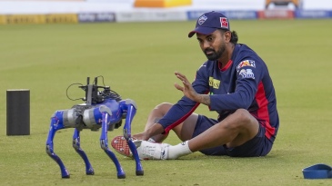 Unchanged KKR bowl first, Vipraj and Mukesh return for DC