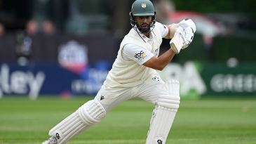 Brett D’Oliveira-Matthew Waite stand delivers draw at Lancashire
