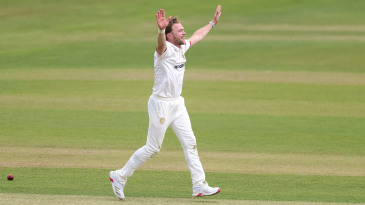 Sam Cook, Shane Snater lead Leicestershire demolition job