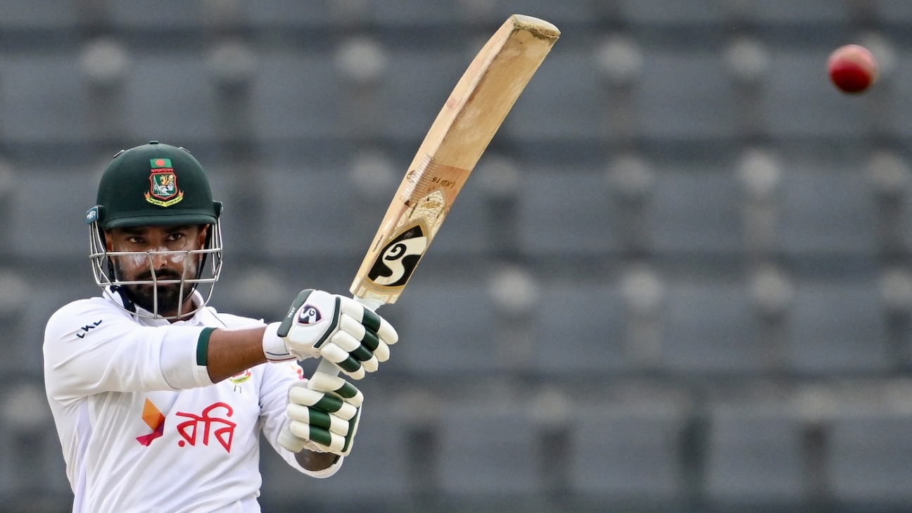 Litton and Mushfiqur keep Bangladesh on course for big lead