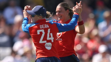 Gibson, Dean knock over NZ for 80 as England cruise to series win
