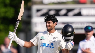 Ravindra and Blundell tons lead New Zealand revival