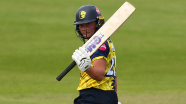 Heath’s T20 best proves too much for struggling Warwickshire