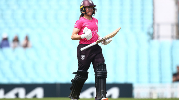 Luff toughs it out as Somerset battle back against Surrey
