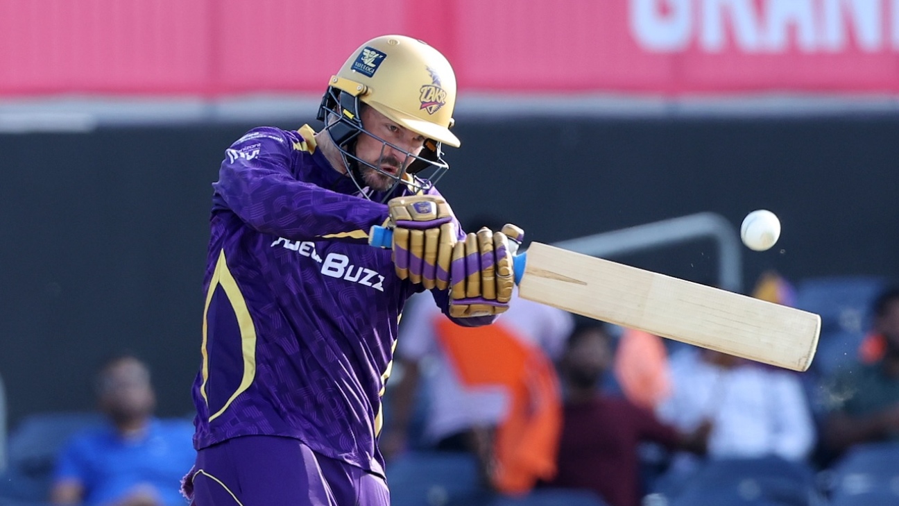 Munro and Holder lead Knight Riders past Unicorns in 14-overs a side contest