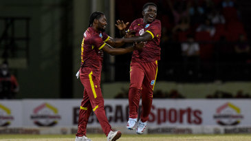 West Indies, New Zealand meet in Sobers' country to celebrate him