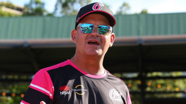 Mott named Sydney Sixers BBL coach, leaves WBBL role