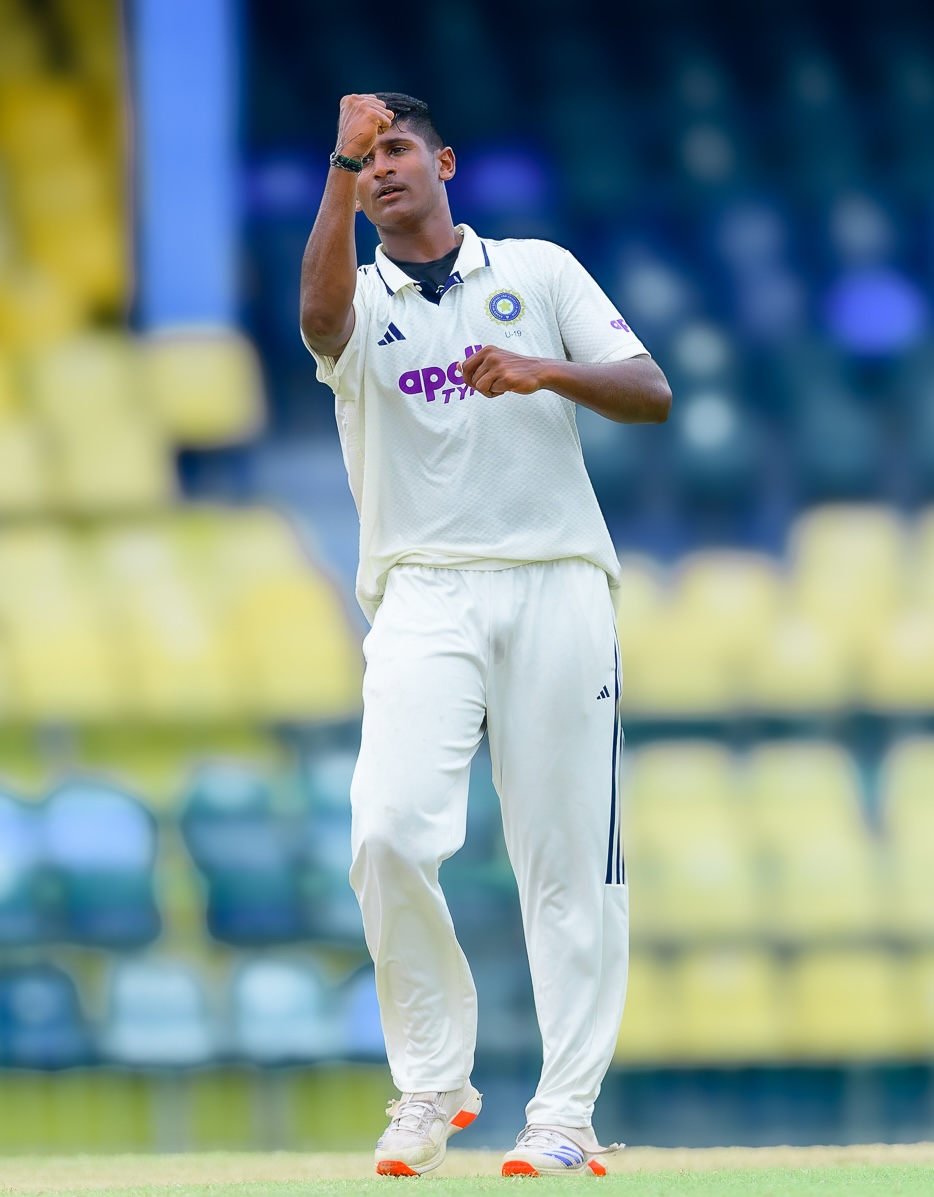 Raichandani and Venkata leave India on the brink of victory