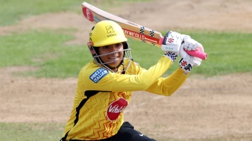 Dunkley, Sciver-Brunt fly as Rockets eclipse Sunrisers
